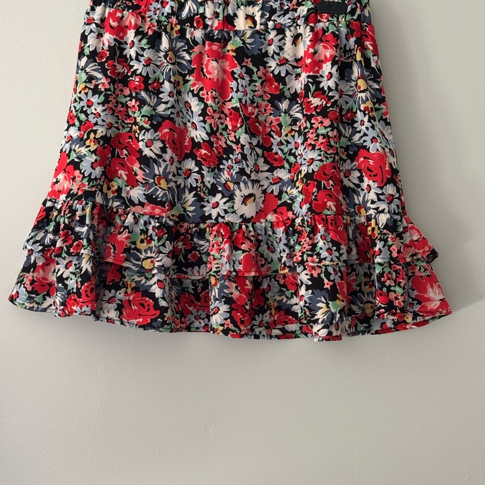 Floral Women's Skirt - Red and Black